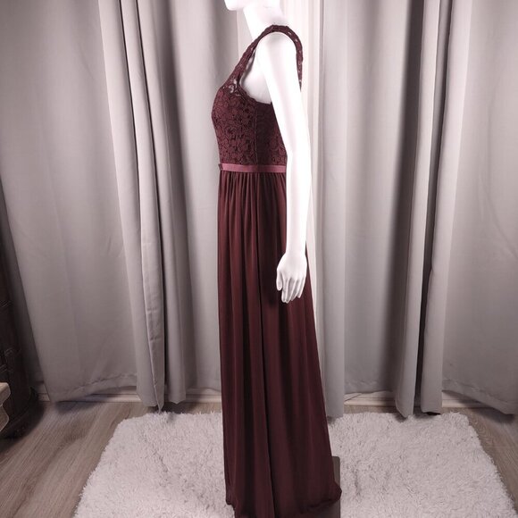 David’s Bridal Bridesmaid Lace Dress, 26 inch thigh slit. Wine Color Size 6 - Picture 5 of 14